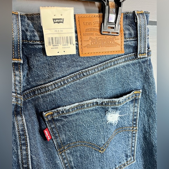 Levi's 70s High Flare Jeans Women Size 29 X30 High Rise Médium  Wash Denim - Picture 4 of 13